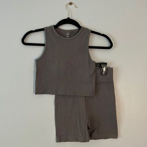 Aura brown workout set